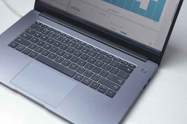 Quels critères pour choisir un bon écran tactile pour une borne interactive?